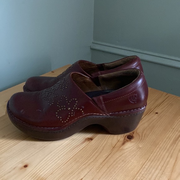 Arita Studded Clogs - Picture 3 of 8